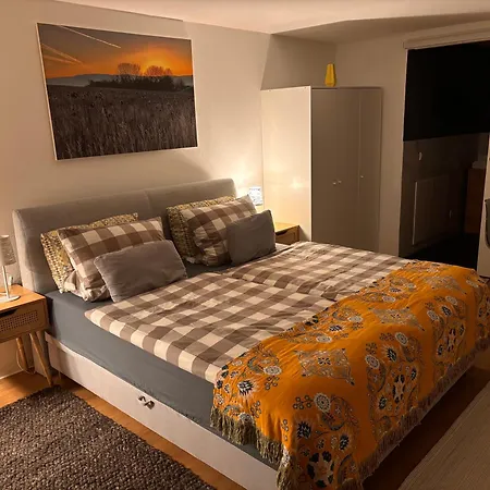 Schoenes Mit Kueche Und Bad Im Taunus Homestay szállás